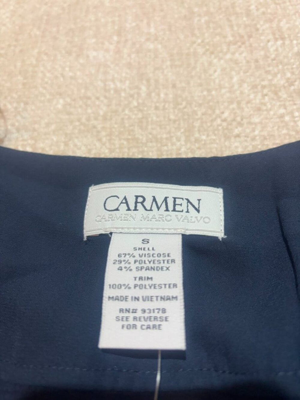 NWT Carmen Marc Valvo Navy V-Neck Button Blouse Size S - Picture 9 of 9